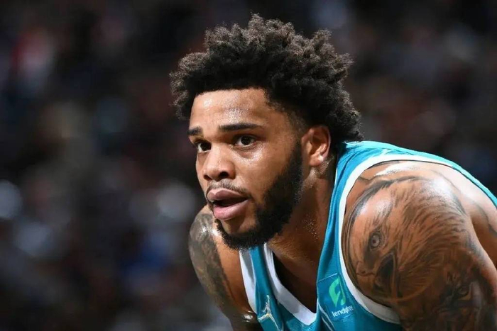 却感到有些 却感到有些