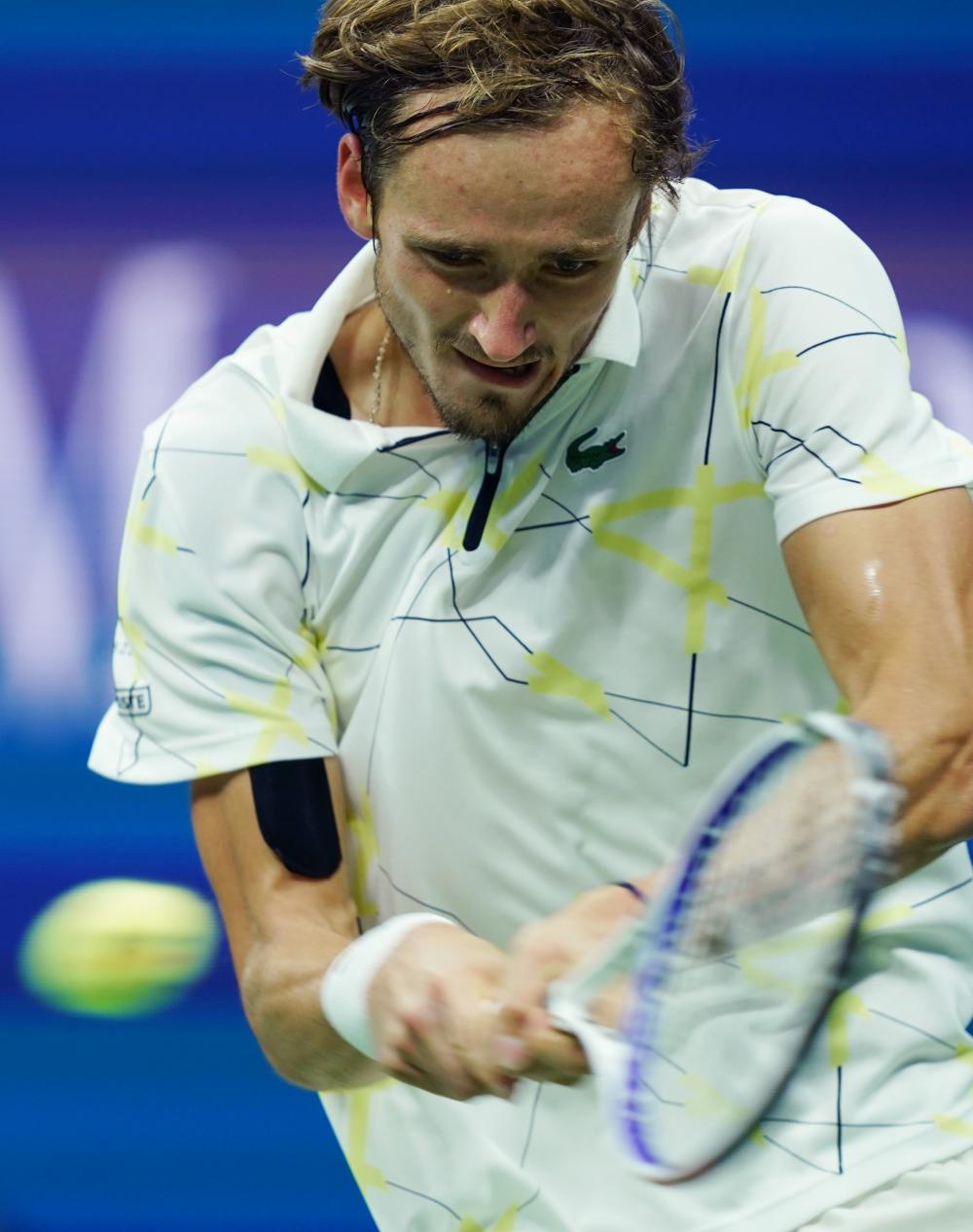 他把蓝军锋 他把蓝军锋